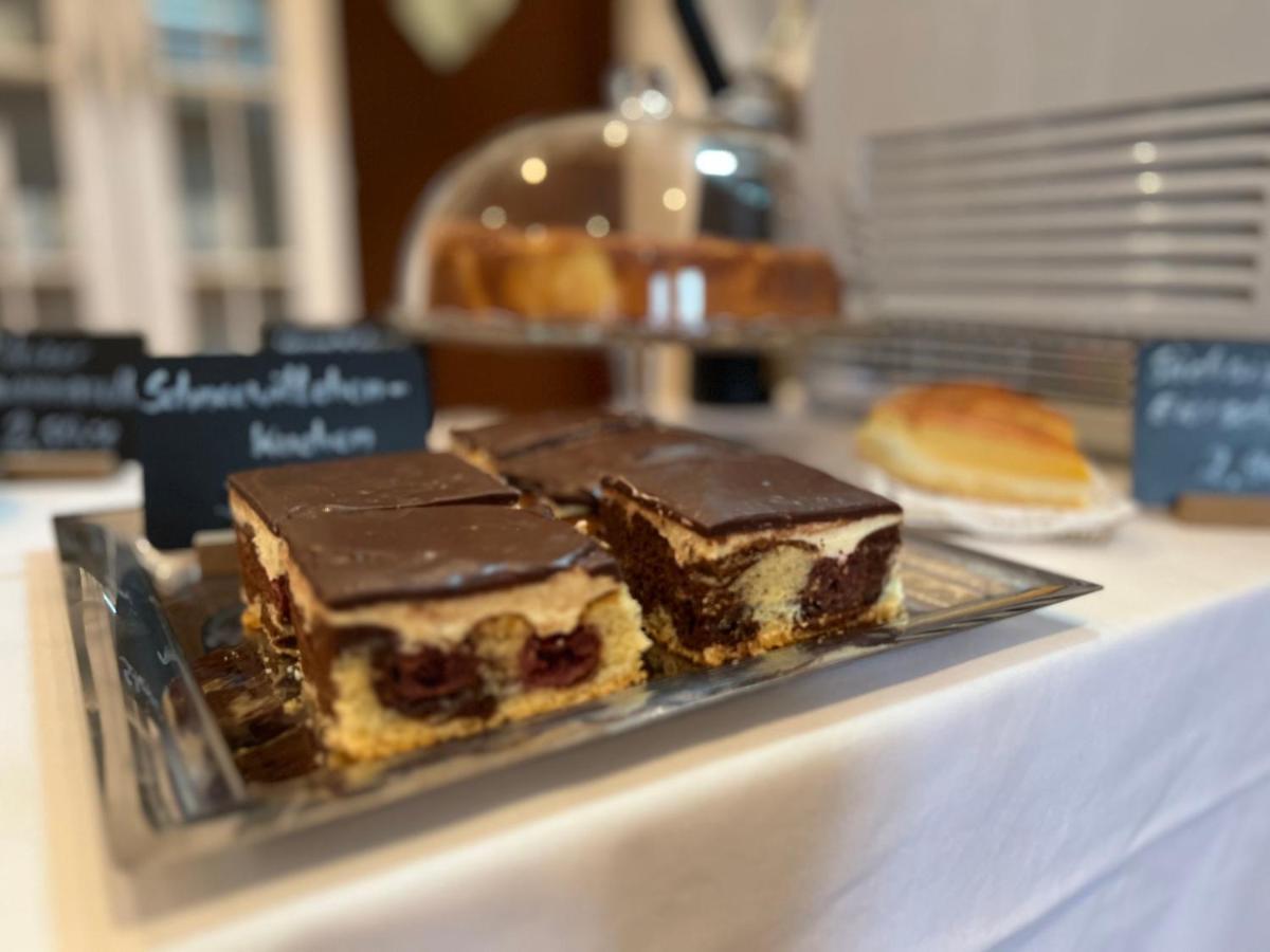Landhotel Der Distelhof Mit Scheunencafe Dillstadt Esterno foto