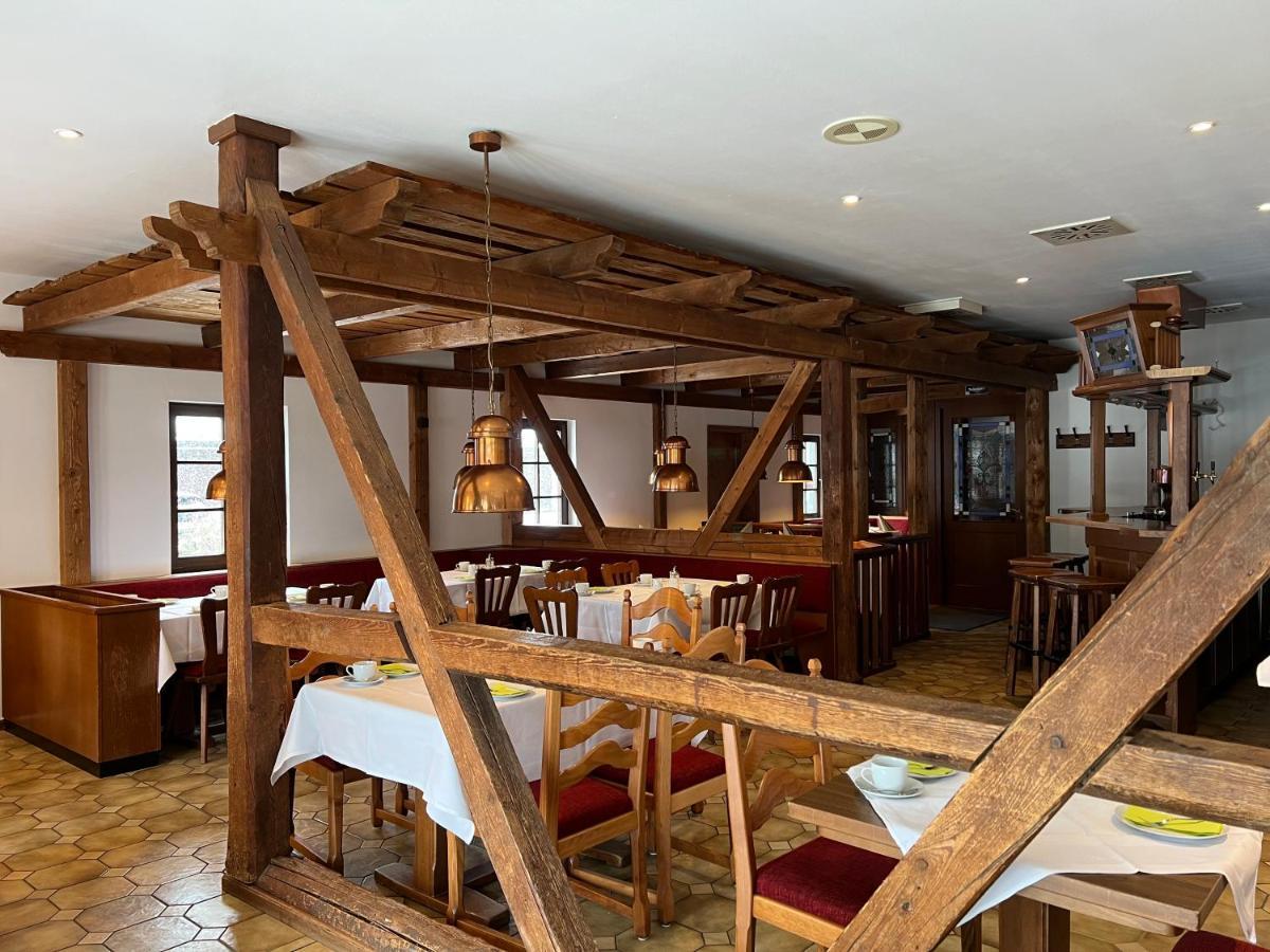 Landhotel Der Distelhof Mit Scheunencafe Dillstadt Esterno foto
